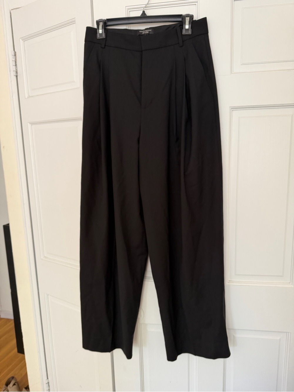 Banana Republic wool black barrel trouser pants